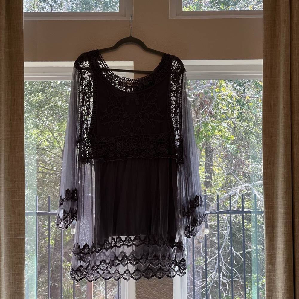 Beautiful lace tunic!